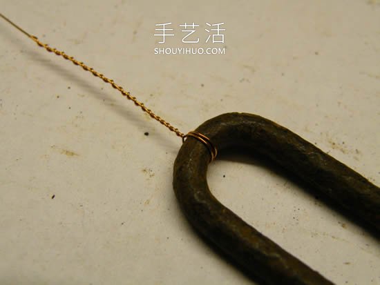 废品旧物再利用!自制创意春天风铃的教程(图5) 废品旧物再利用!自制创意春天风铃的教程(图5)