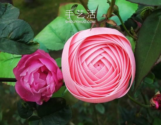 塑料包装带编织玫瑰花的方法图解教程 - 诺云双维造物网