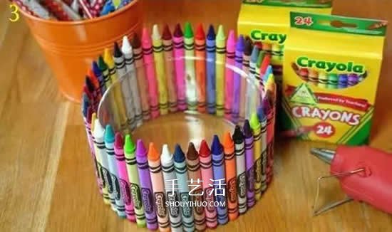 幼儿手工笔筒的做法 蜡笔笔管废物利用DIY笔筒(图2) 幼儿手工笔筒的做法 蜡笔笔管废物利用DIY笔筒(图2)