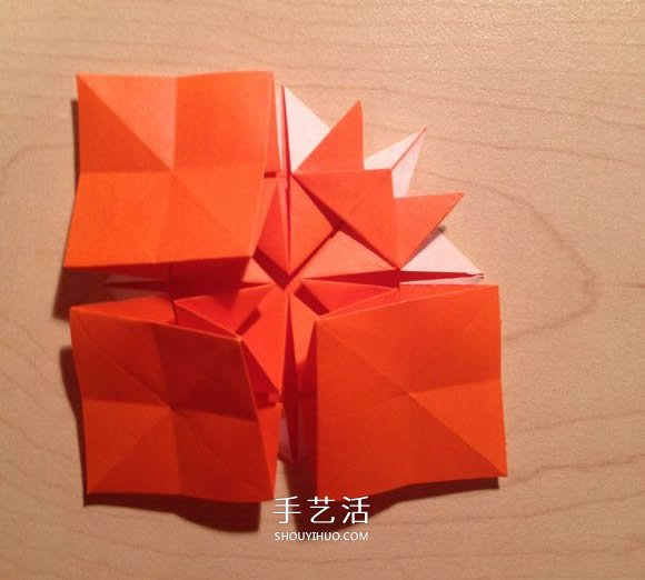 立体组合刺球的折法 带刺花球的折纸图解(图16) 立体组合刺球的折法 带刺花球的折纸图解(图16)