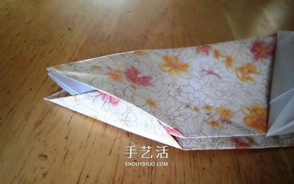 端午节手工制作 折纸粽子的折法详细步骤图(图41) 端午节手工制作 折纸粽子的折法详细步骤图(图41)