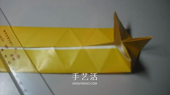 纸币勋章怎么折图解 手工折纸勋章的方法(图12) 纸币勋章怎么折图解 手工折纸勋章的方法(图12)