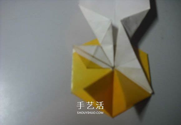 纸币勋章怎么折图解 手工折纸勋章的方法(图32) 纸币勋章怎么折图解 手工折纸勋章的方法(图32)