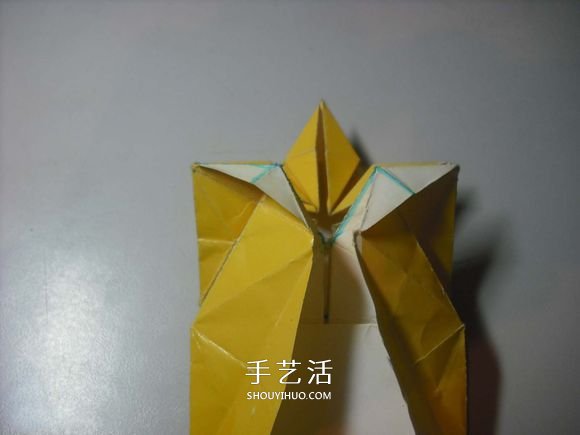 纸币勋章怎么折图解 手工折纸勋章的方法(图40) 纸币勋章怎么折图解 手工折纸勋章的方法(图40)