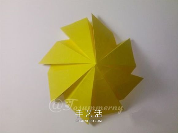 冬日里的暖阳!手工折纸立体太阳的折法图解(图9) 冬日里的暖阳!手工折纸立体太阳的折法图解(图9)