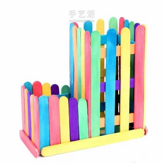 7个简单又可爱的幼儿园手工 让孩子变废为宝(图1) 7个简单又可爱的幼儿园手工 让孩子变废为宝(图1)