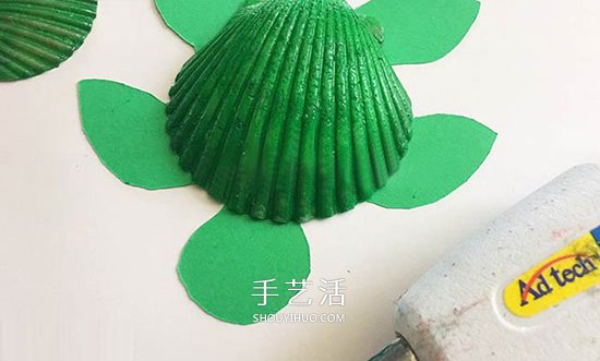 用贝壳做小乌龟的方法 幼儿手工制作小乌龟(图3) 用贝壳做小乌龟的方法 幼儿手工制作小乌龟(图3)