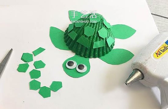 用贝壳做小乌龟的方法 幼儿手工制作小乌龟(图4) 用贝壳做小乌龟的方法 幼儿手工制作小乌龟(图4)