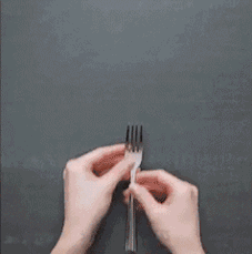 旧杯碟巧妙小改造 DIY制作精美的家居装饰摆件(图2) 旧杯碟巧妙小改造 DIY制作精美的家居装饰摆件(图2)
