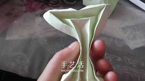 立体树苗的折法图解 折纸树苗的方法步骤图(图14) 立体树苗的折法图解 折纸树苗的方法步骤图(图14)
