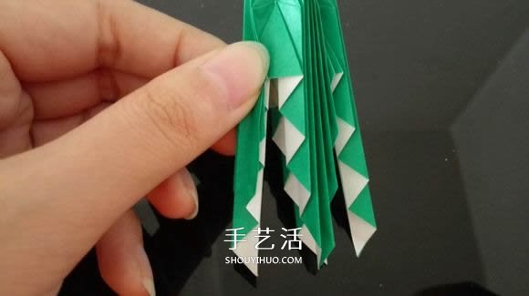 折纸热气球的方法过程 热气球的折法图解教程(图20) 折纸热气球的方法过程 热气球的折法图解教程(图20)