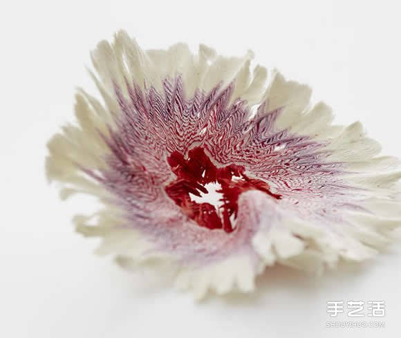 用削铅笔器DIY出一朵朵永生的美丽纸花朵(图6) 用削铅笔器DIY出一朵朵永生的美丽纸花朵(图6)
