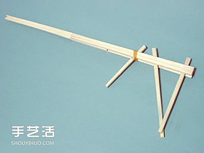 连发皮筋枪怎么做图解 自制连发皮筋枪做法(图2) 连发皮筋枪怎么做图解 自制连发皮筋枪做法(图2)