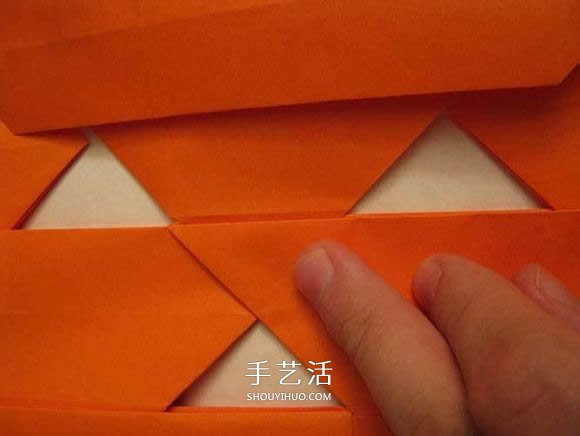 立体南瓜灯的折纸图解 手工复杂南瓜灯的折法(图36) 立体南瓜灯的折纸图解 手工复杂南瓜灯的折法(图36)