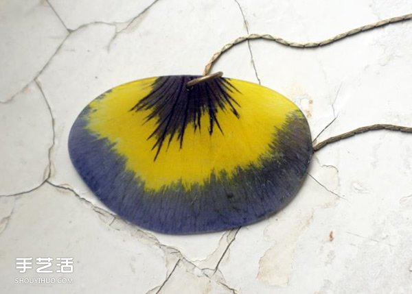 超美花瓣项链DIY图片 手工制作花瓣项链作品(图5)