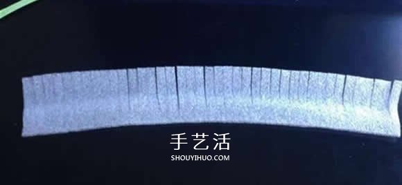 泡沫纸手工制作菊花 简单泡沫纸菊花的做法(图3) 泡沫纸手工制作菊花 简单泡沫纸菊花的做法(图3)