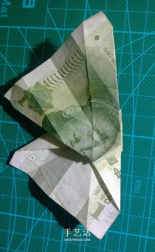 六角徽章的折法图解 一元纸币折纸六角徽章(图8) 六角徽章的折法图解 一元纸币折纸六角徽章(图8)