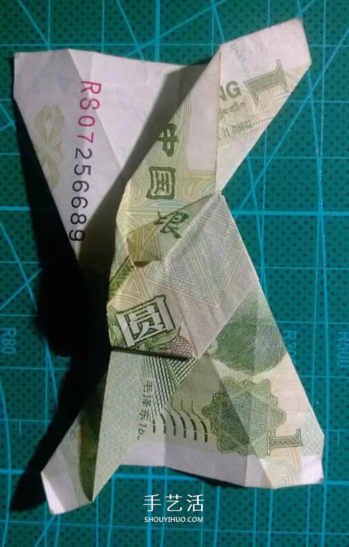 六角徽章的折法图解 一元纸币折纸六角徽章(图12) 六角徽章的折法图解 一元纸币折纸六角徽章(图12)