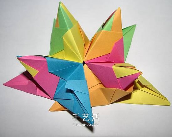 立体星星的折法图解 折纸星星花球的步骤图(图15) 立体星星的折法图解 折纸星星花球的步骤图(图15)