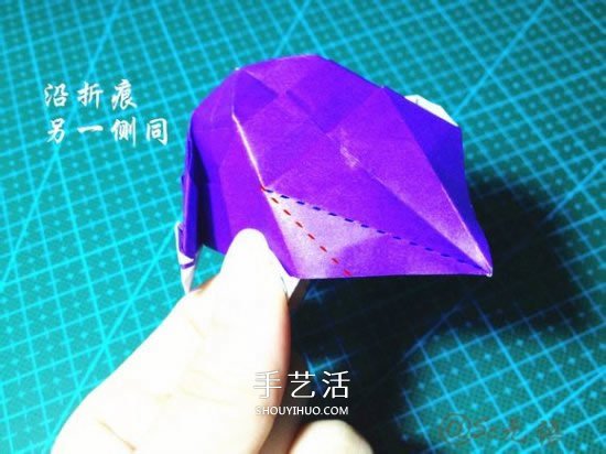 立体小汽车的折法图解 手工折纸汽车的折法(图27) 立体小汽车的折法图解 手工折纸汽车的折法(图27)