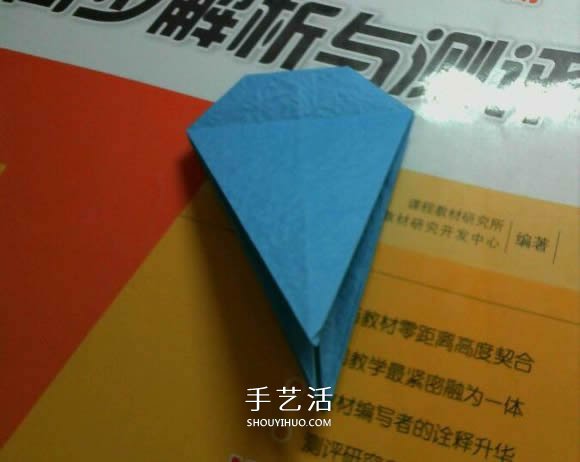 人字拖的折法图解教程 折纸人字拖鞋的方法步骤(图5) 人字拖的折法图解教程 折纸人字拖鞋的方法步骤(图5)