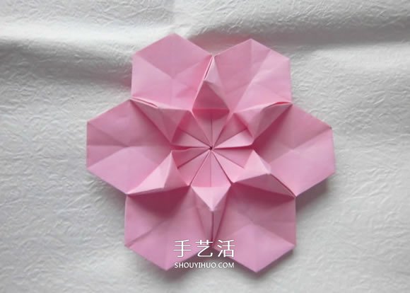 漂亮草帽子的折法图解 折纸花草帽的方法步骤(图11) 漂亮草帽子的折法图解 折纸花草帽的方法步骤(图11)