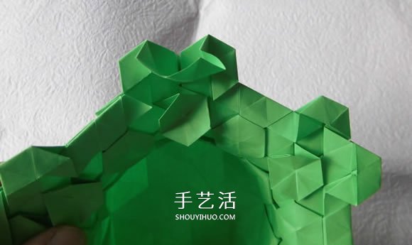 漂亮草帽子的折法图解 折纸花草帽的方法步骤(图18) 漂亮草帽子的折法图解 折纸花草帽的方法步骤(图18)