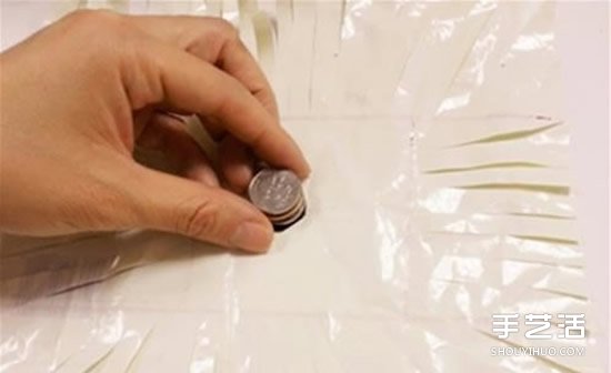塑料毽子怎么做图解 手工制作毽子的方法教程(图5) 塑料毽子怎么做图解 手工制作毽子的方法教程(图5)