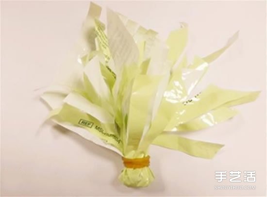 塑料毽子怎么做图解 手工制作毽子的方法教程(图8) 塑料毽子怎么做图解 手工制作毽子的方法教程(图8)