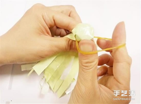 塑料毽子怎么做图解 手工制作毽子的方法教程(图7) 塑料毽子怎么做图解 手工制作毽子的方法教程(图7)
