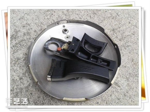 高压锅锅盖废物利用DIY制作花盆盆景的方法(图3) 高压锅锅盖废物利用DIY制作花盆盆景的方法(图3)