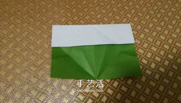 圣诞老人折纸步骤图解 纸折圣诞老人怎么折(图9)