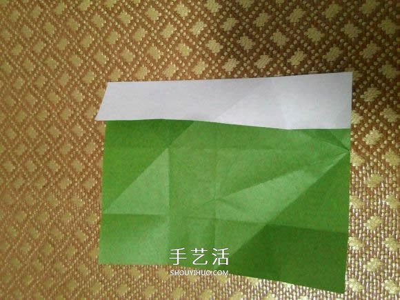 圣诞老人折纸步骤图解 纸折圣诞老人怎么折(图11)
