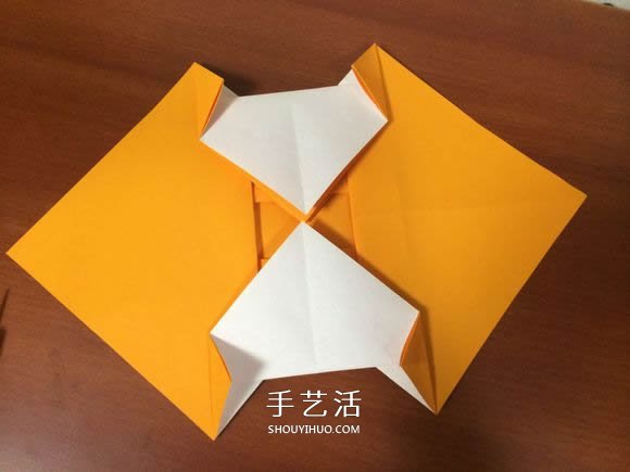 复杂立体跑车的折法 详细折纸跑车图解步骤(图21) 复杂立体跑车的折法 详细折纸跑车图解步骤(图21)