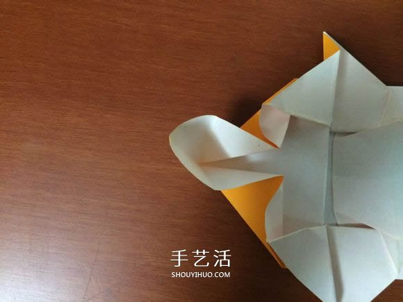 复杂立体跑车的折法 详细折纸跑车图解步骤(图37) 复杂立体跑车的折法 详细折纸跑车图解步骤(图37)
