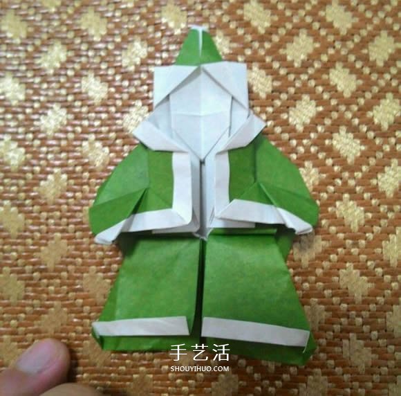 圣诞老人折纸步骤图解 纸折圣诞老人怎么折(图54)