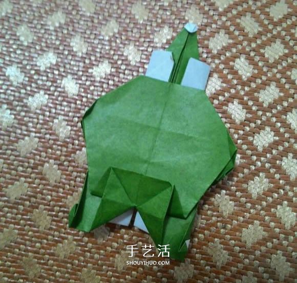 圣诞老人折纸步骤图解 纸折圣诞老人怎么折(图56)