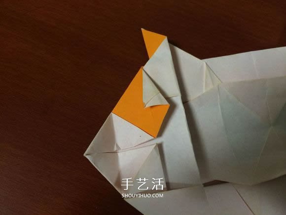 复杂立体跑车的折法 详细折纸跑车图解步骤(图41) 复杂立体跑车的折法 详细折纸跑车图解步骤(图41)
