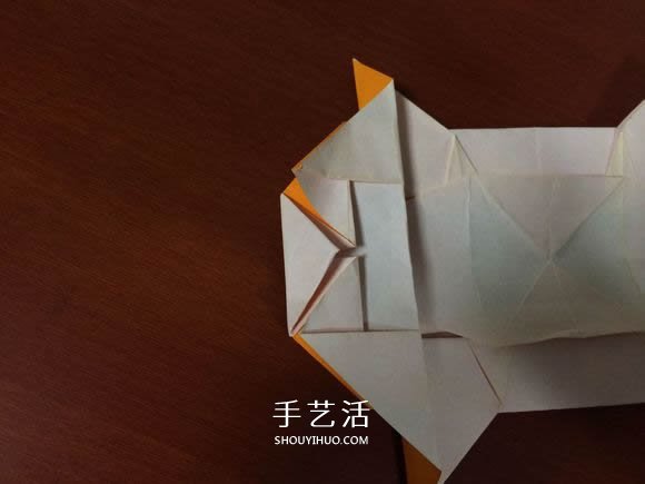 复杂立体跑车的折法 详细折纸跑车图解步骤(图40) 复杂立体跑车的折法 详细折纸跑车图解步骤(图40)