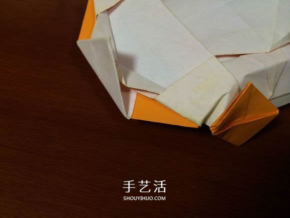 复杂立体跑车的折法 详细折纸跑车图解步骤(图59) 复杂立体跑车的折法 详细折纸跑车图解步骤(图59)