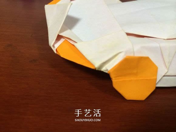 复杂立体跑车的折法 详细折纸跑车图解步骤(图63) 复杂立体跑车的折法 详细折纸跑车图解步骤(图63)