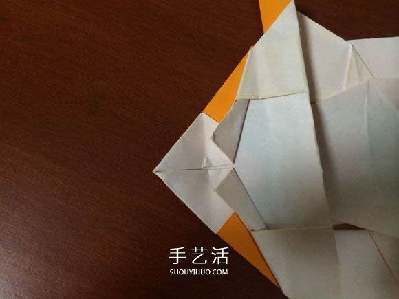 复杂立体跑车的折法 详细折纸跑车图解步骤(图42) 复杂立体跑车的折法 详细折纸跑车图解步骤(图42)