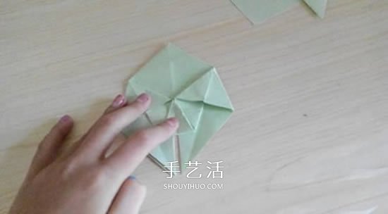 简易高跟鞋的折法图解 手工折纸高跟鞋的方法(图9) 简易高跟鞋的折法图解 手工折纸高跟鞋的方法(图9)