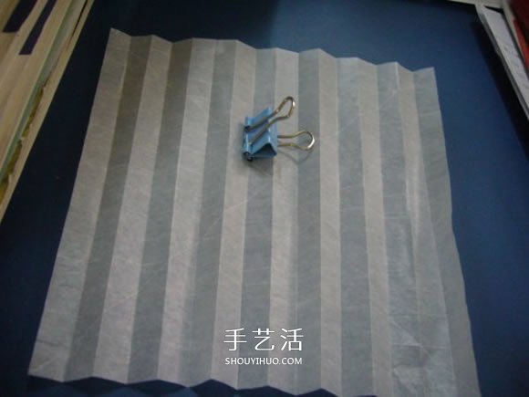 龙头戒指的折纸方法 手工折纸龙头戒图解教程(图1) 龙头戒指的折纸方法 手工折纸龙头戒图解教程(图1)