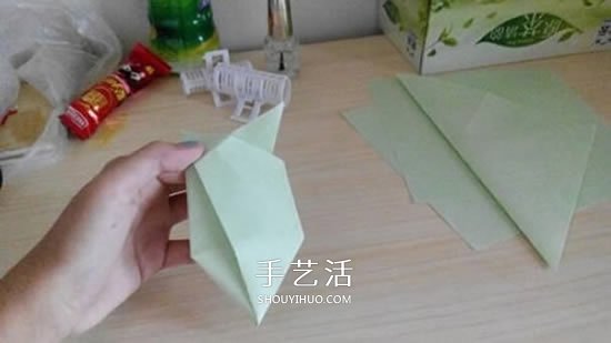简易高跟鞋的折法图解 手工折纸高跟鞋的方法(图11) 简易高跟鞋的折法图解 手工折纸高跟鞋的方法(图11)