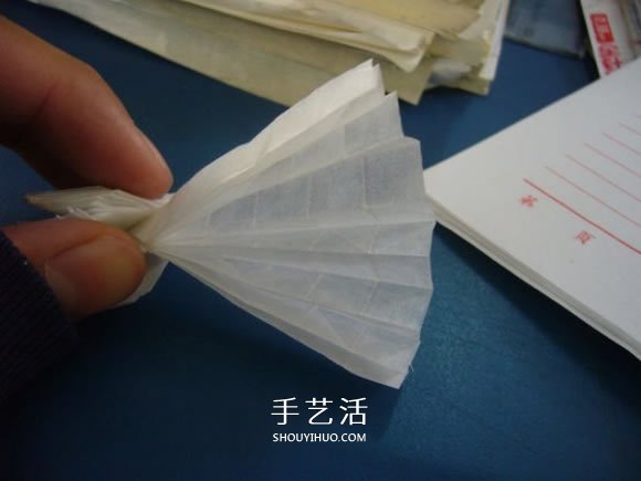 龙头戒指的折纸方法 手工折纸龙头戒图解教程(图9) 龙头戒指的折纸方法 手工折纸龙头戒图解教程(图9)