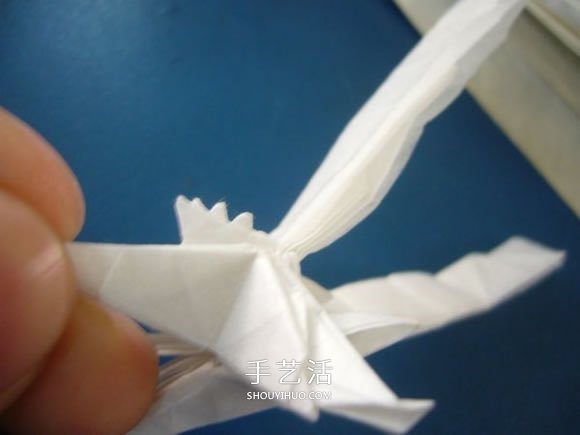 龙头戒指的折纸方法 手工折纸龙头戒图解教程(图21) 龙头戒指的折纸方法 手工折纸龙头戒图解教程(图21)