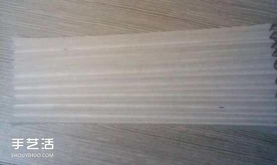 美丽天使的折纸方法 手工折叠立体天使图解(图13) 美丽天使的折纸方法 手工折叠立体天使图解(图13)