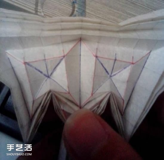美丽天使的折纸方法 手工折叠立体天使图解(图26) 美丽天使的折纸方法 手工折叠立体天使图解(图26)