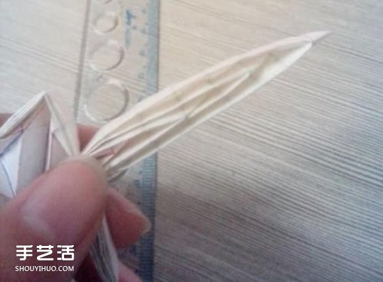 美丽天使的折纸方法 手工折叠立体天使图解(图28) 美丽天使的折纸方法 手工折叠立体天使图解(图28)